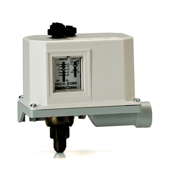 Presostat B13 1 … 10 bar, histereza 0,3 … 1,5 bar, automat. reset, GZ G1/4", IP65, przyłącze mosiężne